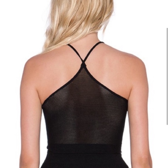 Black ribbed mesh BCBGeneration crop top size Medium - Picture 3 of 7